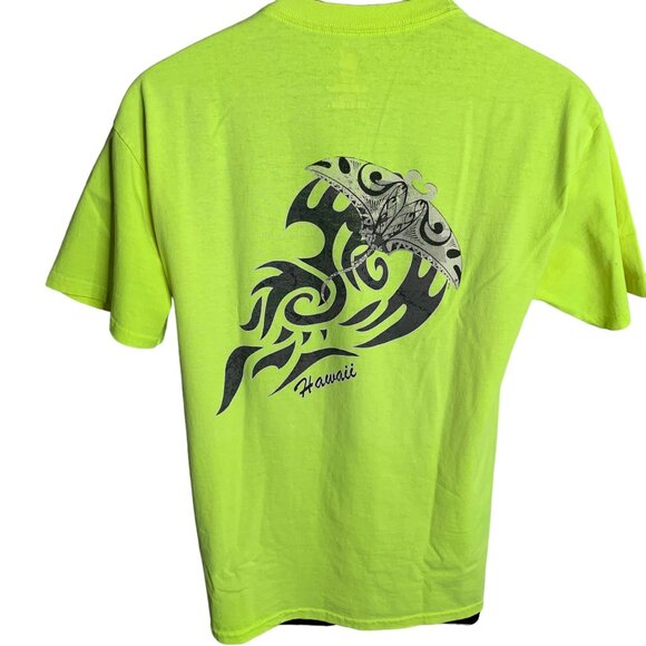 Hawaii Tribal Stingray Crewneck T Shirt M Neon Yellow Short Sleeve Double Sided - Picture 1 of 7